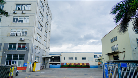 如何选择深圳塑胶模具工厂